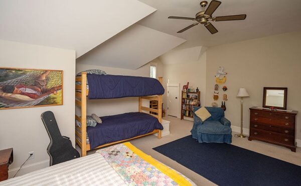 Coffee Bluff (10313) - Image 44