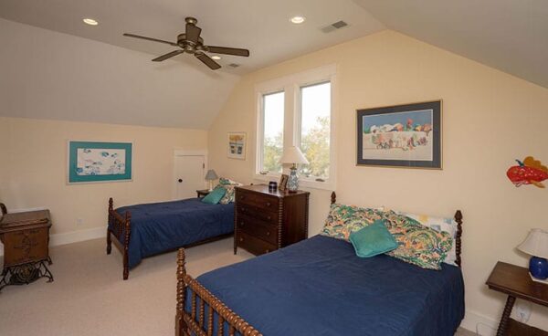 Coffee Bluff (10313) - Image 46