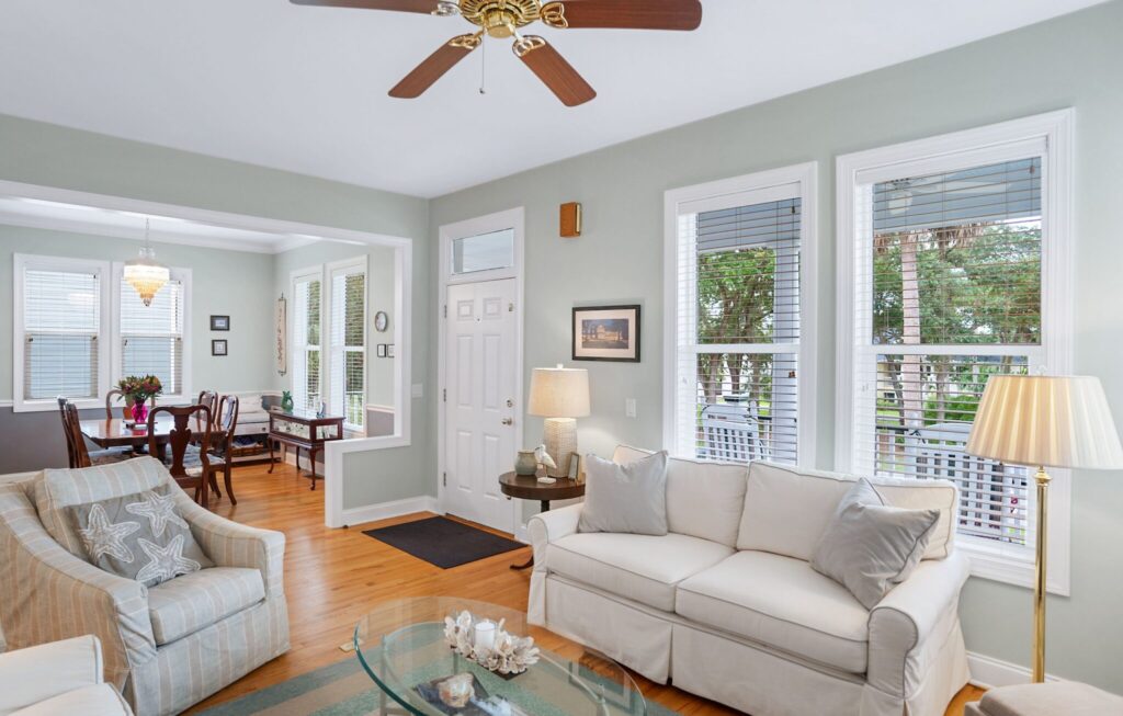 DSC01803-SMALL-scaled