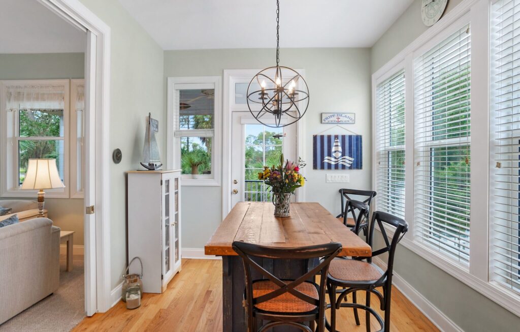 DSC01858-SMALL-scaled