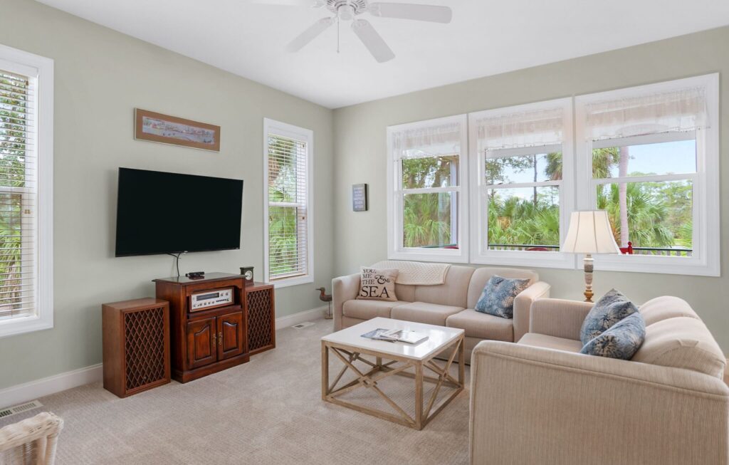 DSC01863-SMALL-scaled