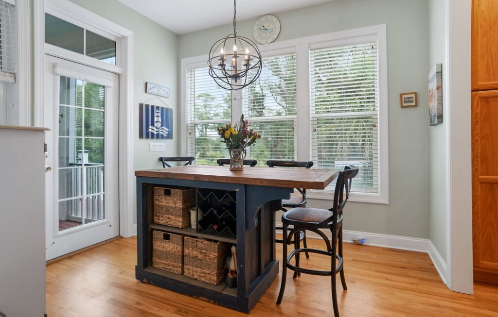 DSC01873-SMALL-scaled