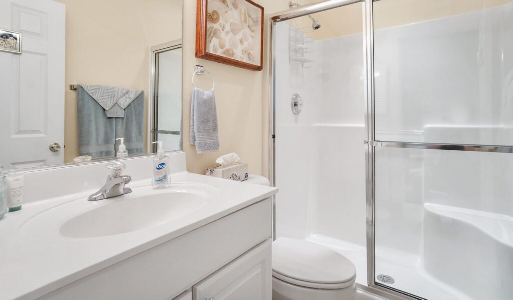 DSC01883-SMALL-scaled