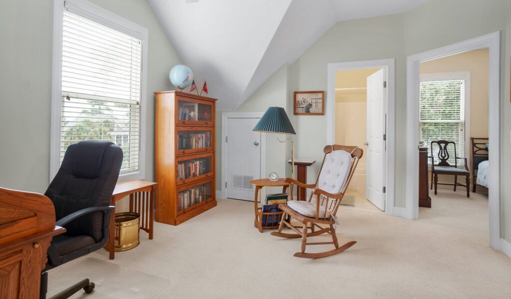 DSC01893-SMALL-scaled