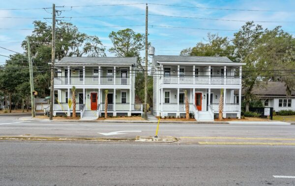 Quadplex Mansion Flats (18330B) - Image 12