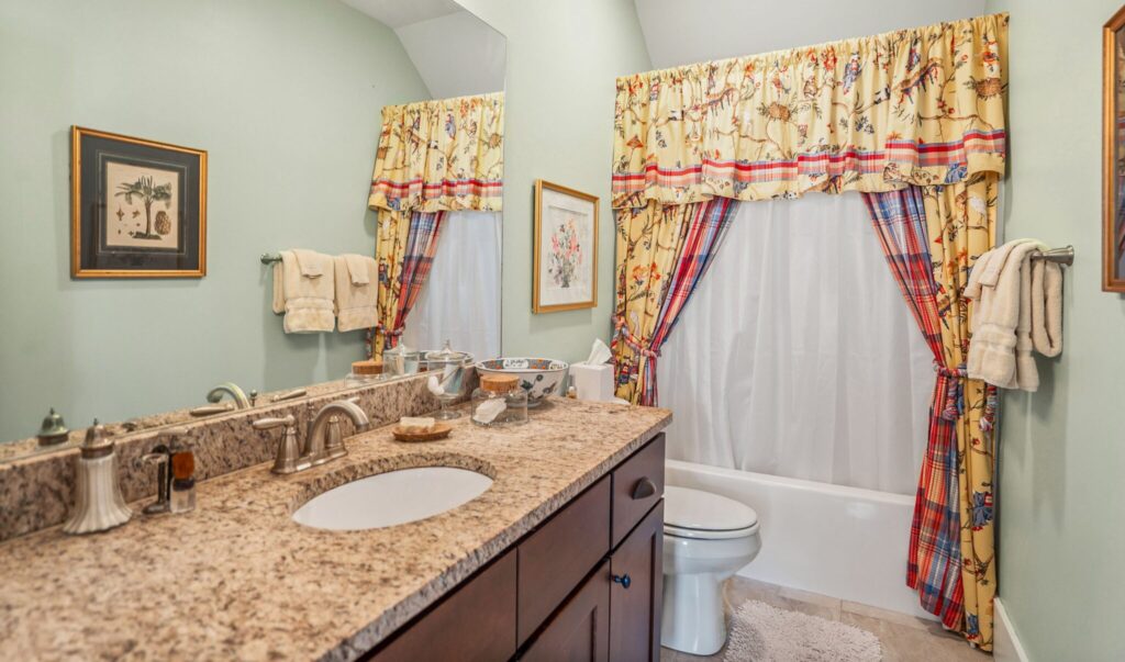 DSC03006-85-1-SMALL-scaled