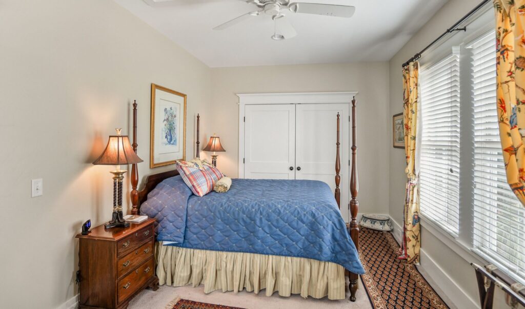 DSC03026-100-1-SMALL-scaled