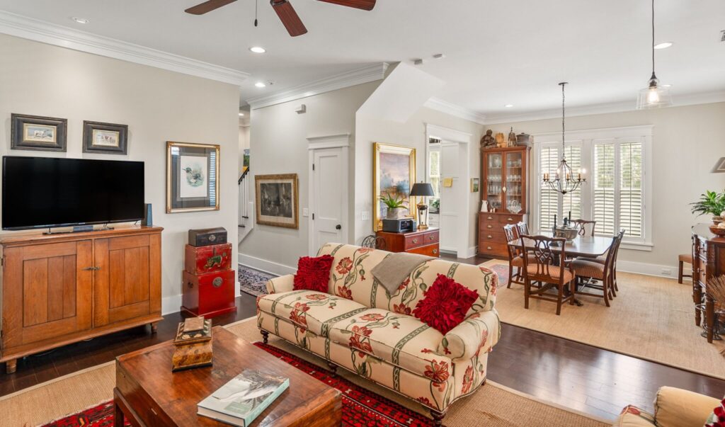 DSC03061-125-1-SMALL-scaled