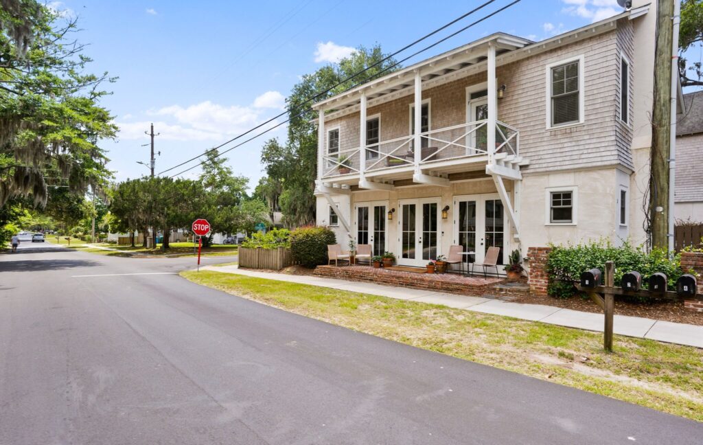 DSC03719-140-1-SMALL-scaled