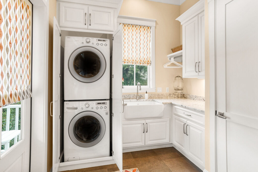 DSC04627-135-1-scaled