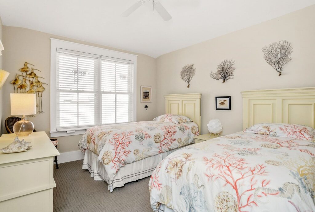 DSC04908-vsuniqueid-6059d6283d366