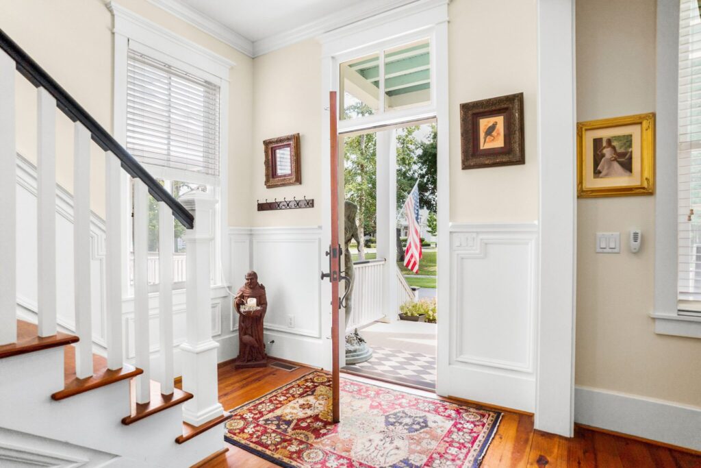 DSC04916-1-SMALL-scaled