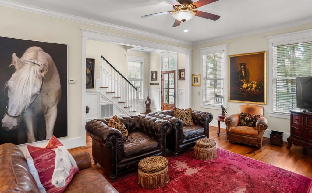 DSC04933-1-SMALL-scaled