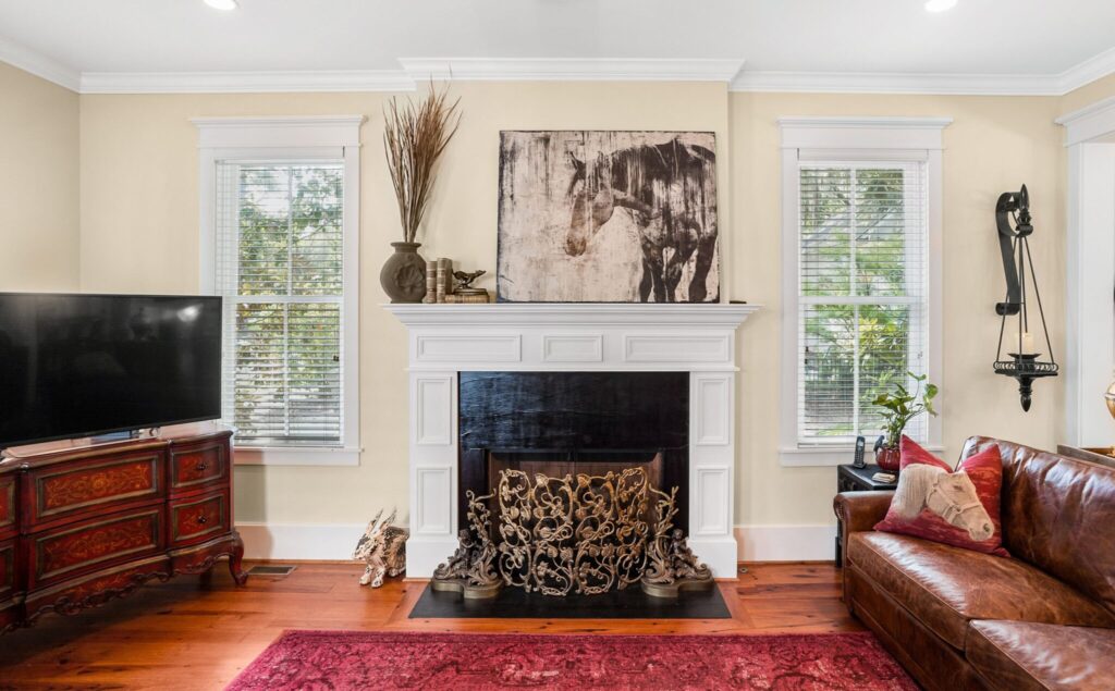 DSC04938-1-SMALL-scaled