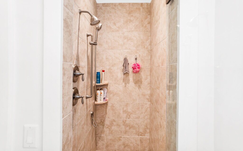 DSC05023-1-SMALL-scaled