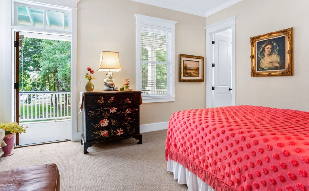 DSC05043-1-SMALL-scaled