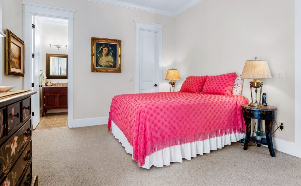 DSC05046-1-SMALL-scaled