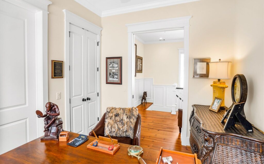 DSC05098-1-SMALL-scaled