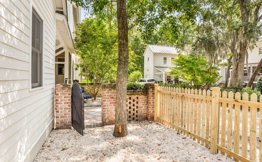 DSC05156-1-SMALL-scaled