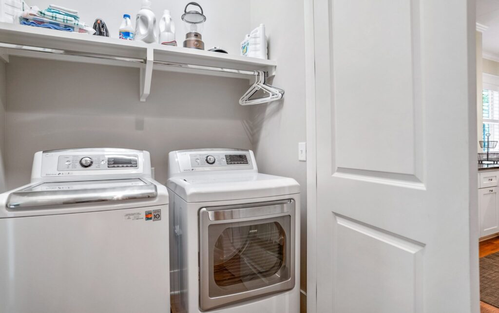 DSC05946-1-1-SMALL-1-scaled