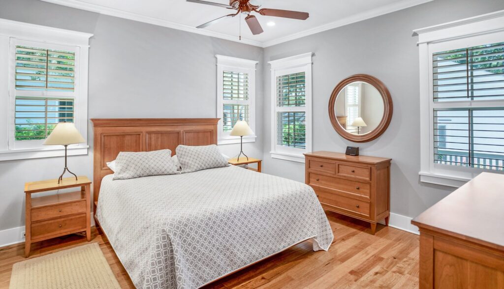 DSC05953-1-1-SMALL-1-scaled