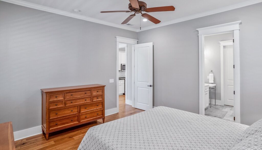 DSC05956-1-1-SMALL-1-scaled