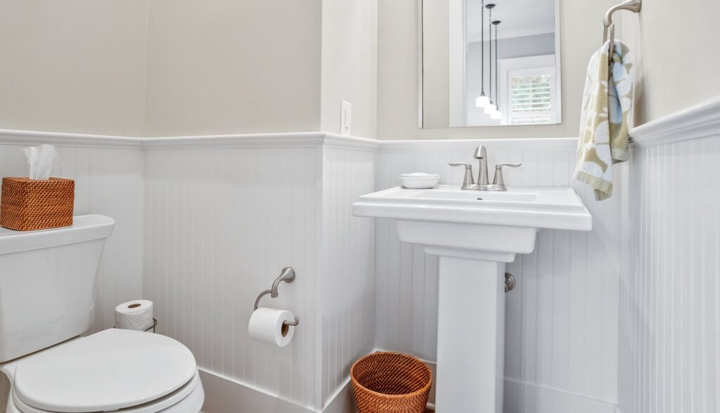 DSC05996-1-1-SMALL-1-scaled