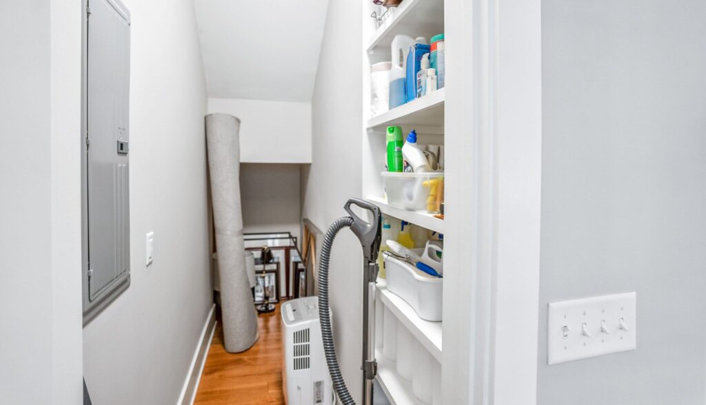 DSC06001-1-1-SMALL-1-scaled