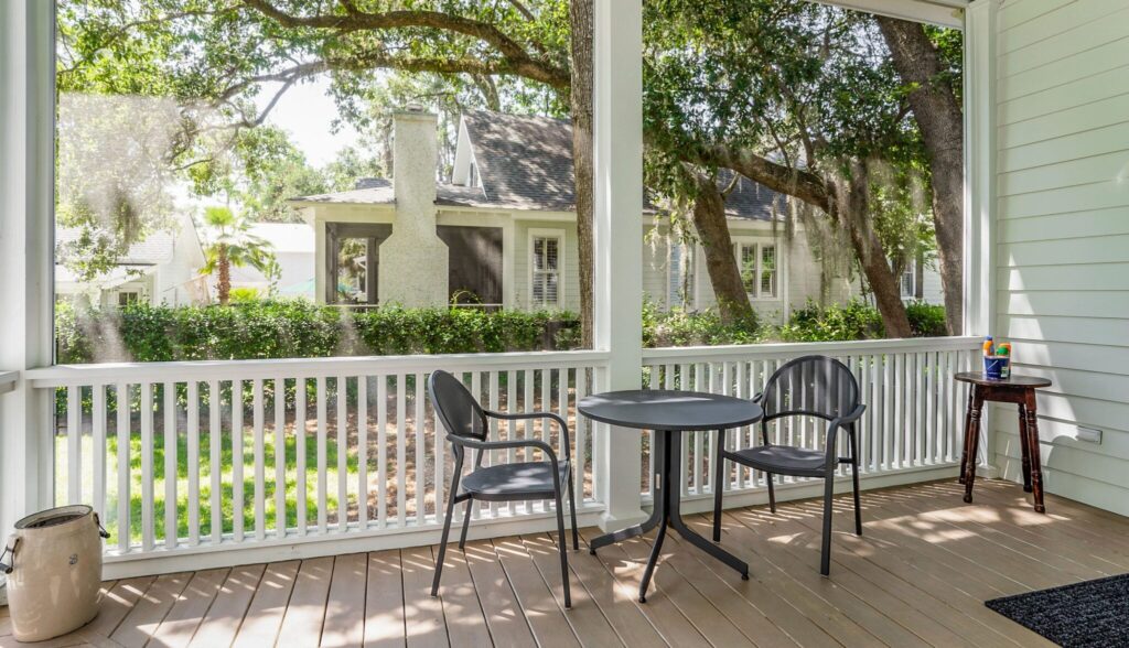 DSC06081-1-1-SMALL-1-scaled