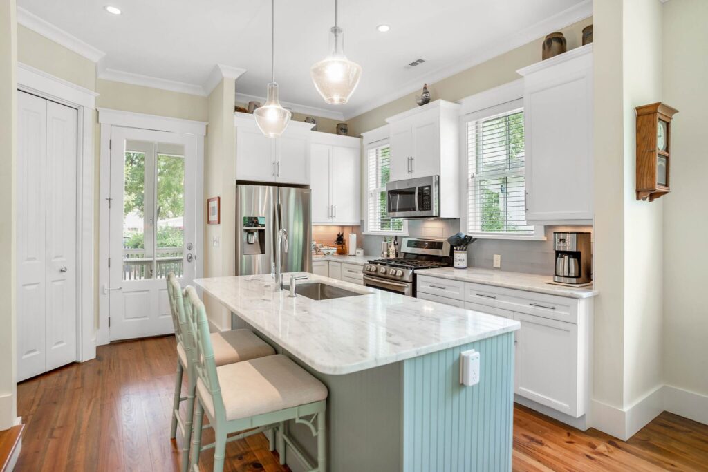 DSC06482-1-SMALL-scaled