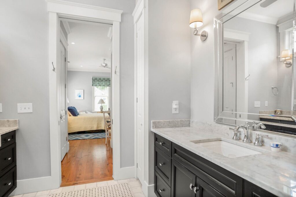 DSC06553-1-SMALL-scaled