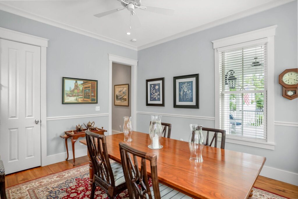 DSC06610-1-SMALL-scaled