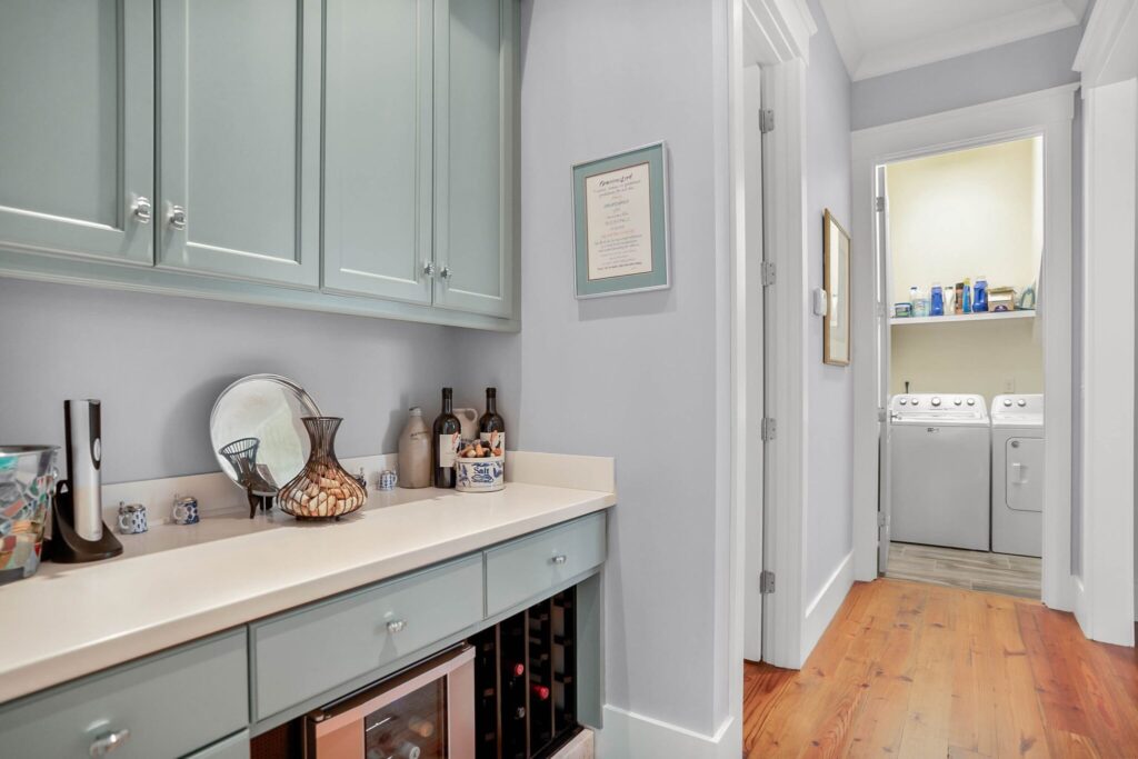 DSC06615-1-SMALL-scaled