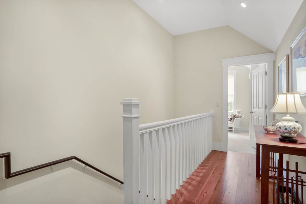 DSC06640-1-SMALL-scaled