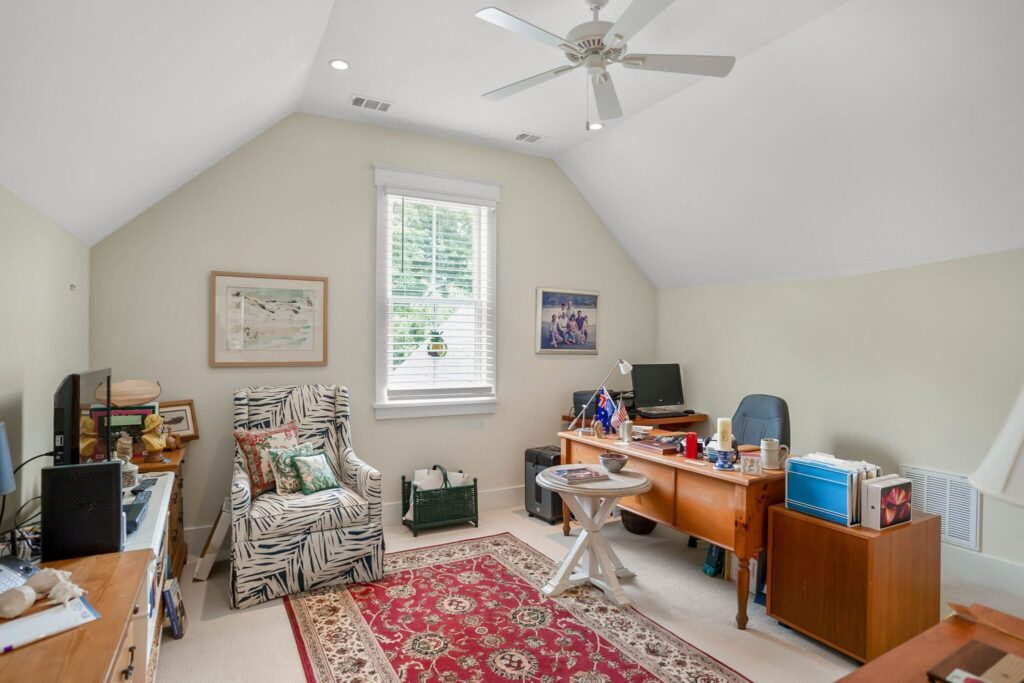 DSC06645-1-SMALL-scaled