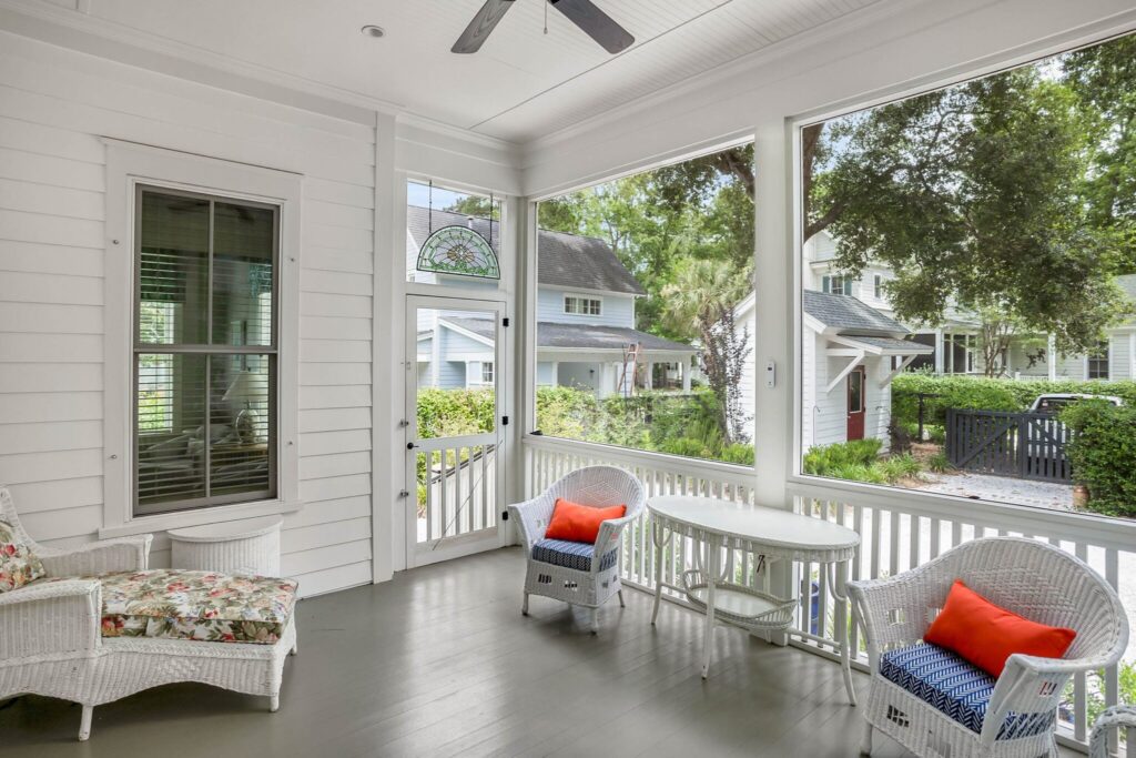 DSC06695-1-SMALL-scaled