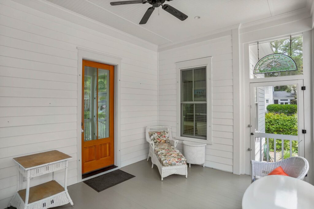 DSC06705-1-SMALL-scaled