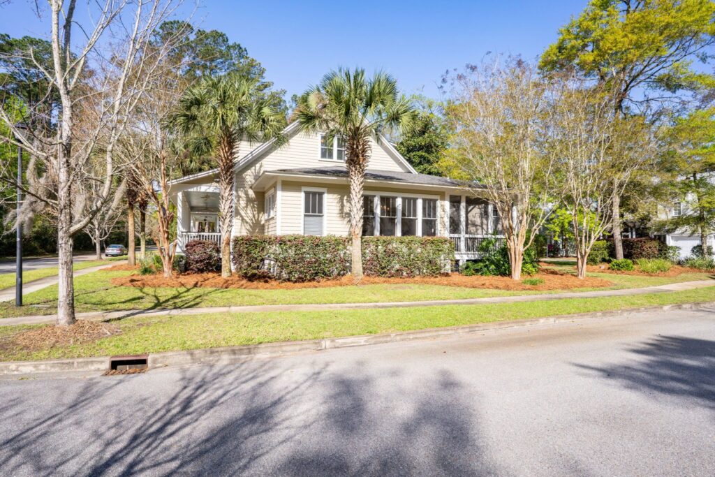 DSC07115-SMALL-scaled