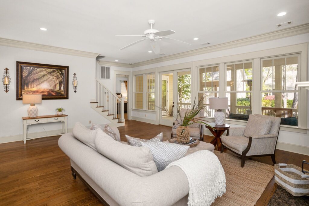 DSC07154-SMALL-scaled