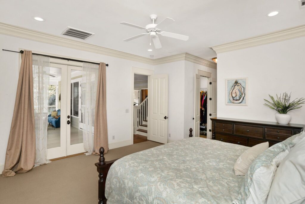 DSC07187-SMALL-scaled