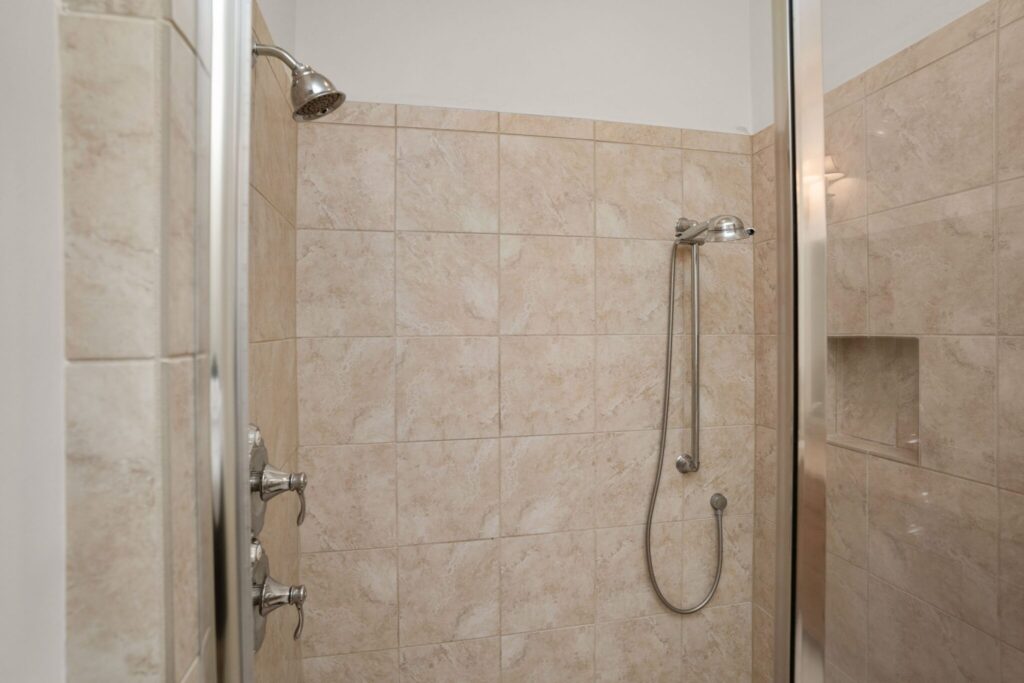 DSC07192-SMALL-scaled