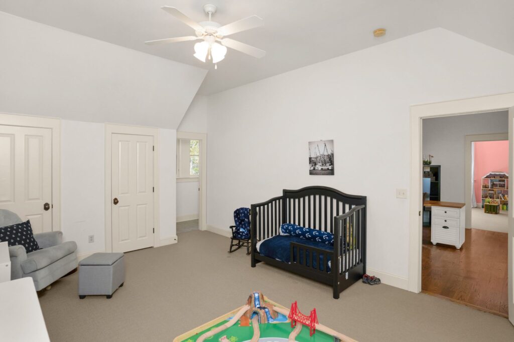 DSC07200-SMALL-scaled