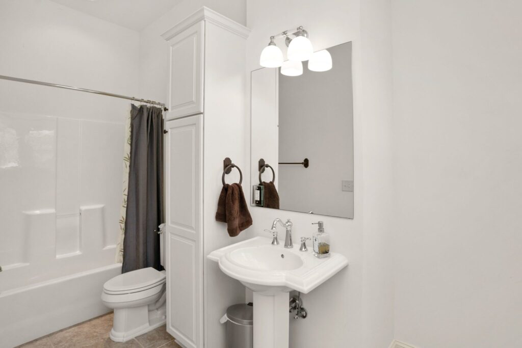 DSC07210-SMALL-scaled