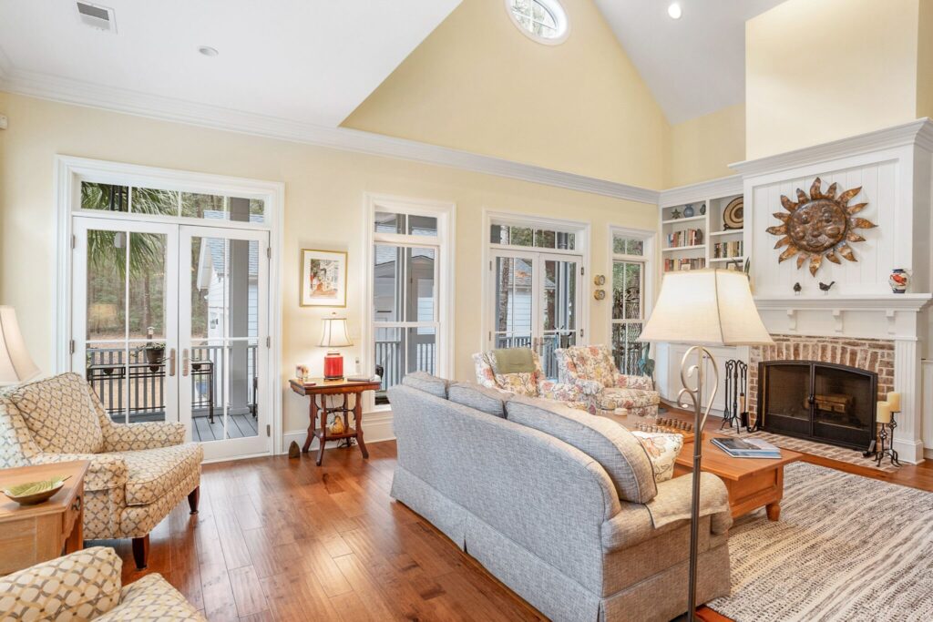 DSC08966-30-1-SMALL-scaled