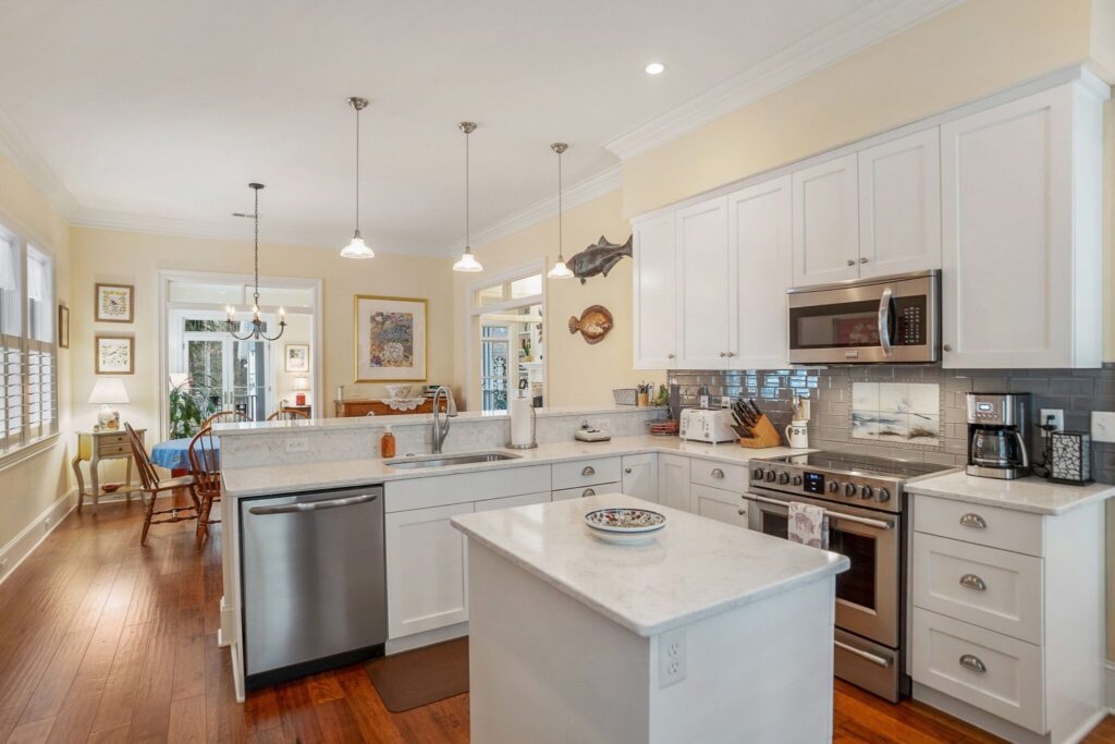 DSC09016-65-1-SMALL-scaled