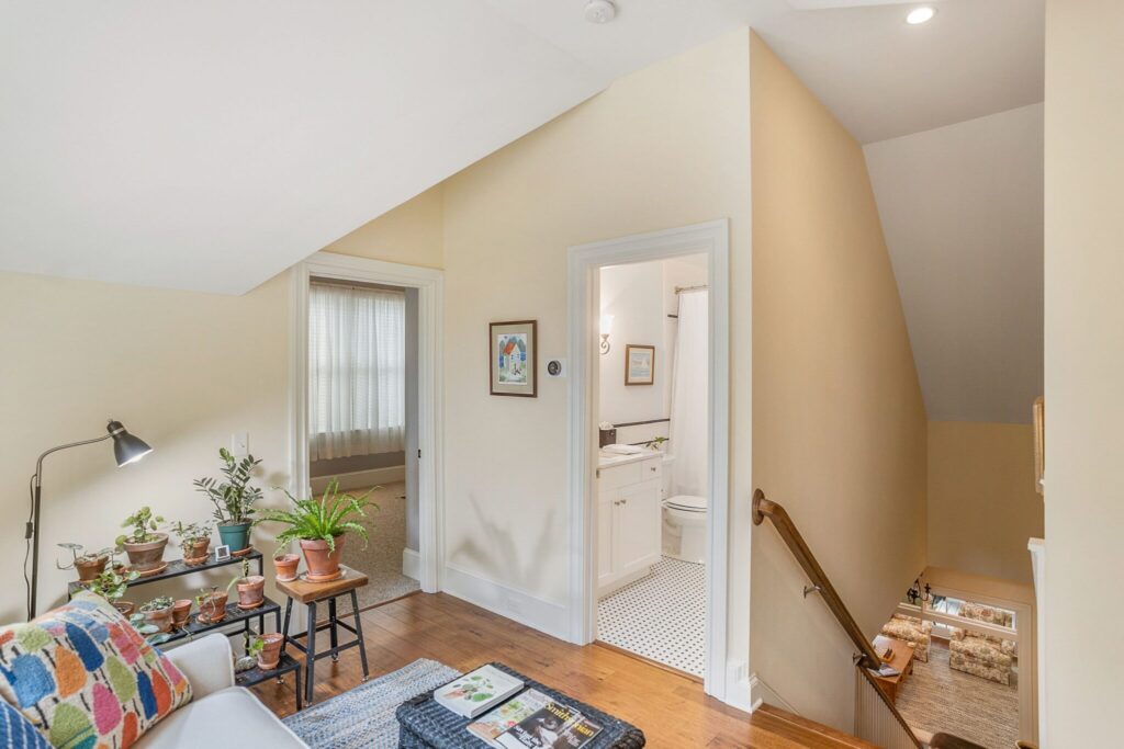 DSC09116-135-1-SMALL-scaled