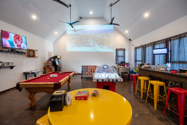 Barcade (20132) - Image 21