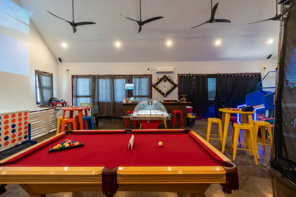 Barcade (20132) - Image 24
