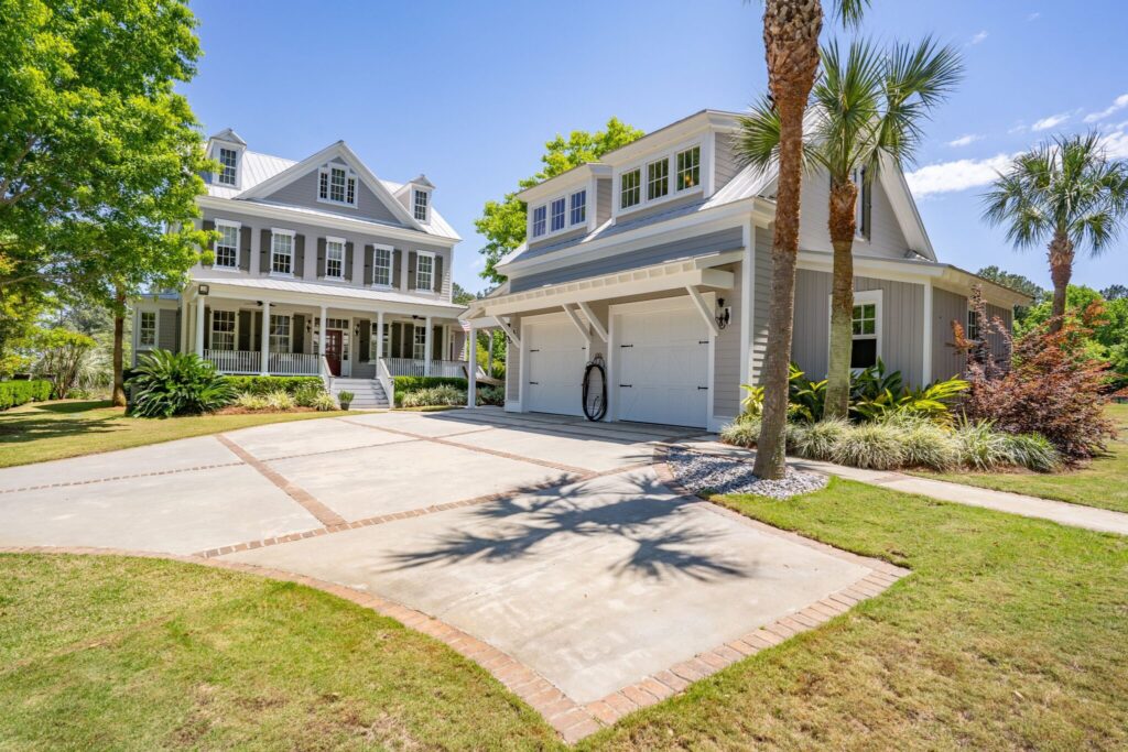 DSC09392-SMALL-scaled