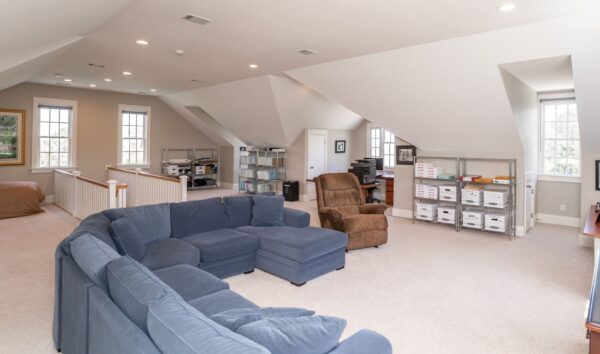 Horseshoe Manor - Image 30
